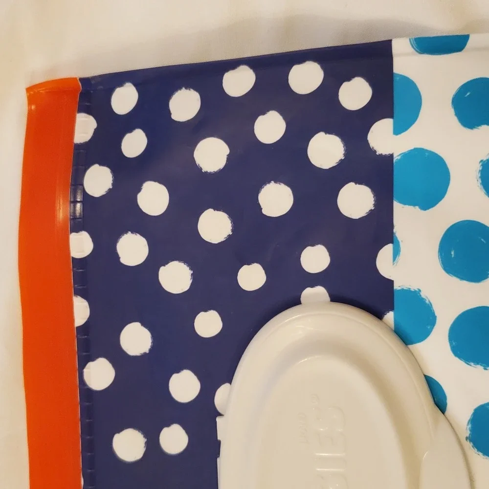 Huggies Clutch n Clean Reusable Baby Wipes Pouch Navy Blue Polka Dot Travel Case